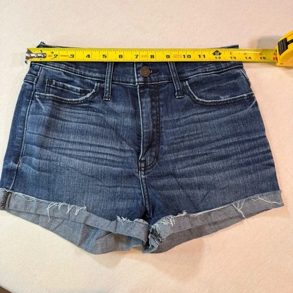 Abercrombie & Fitch Denim 4 Dark Blue Rolled Hem Frayed High Rise Mom Short 2.5" - Picture 3 of 10